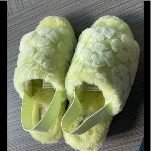 Ugg fluff yeah slide